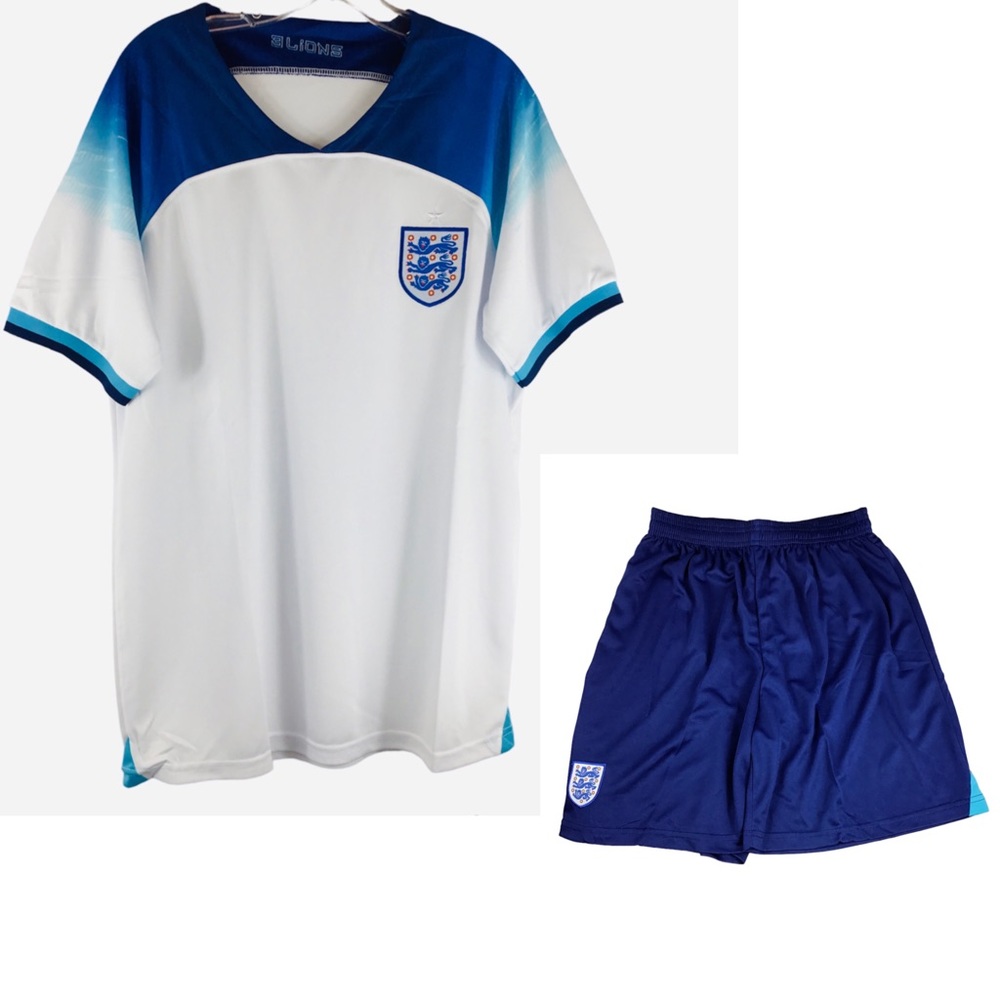 💙❤️ ENGLAND Soccer Jersey + Short Size XL